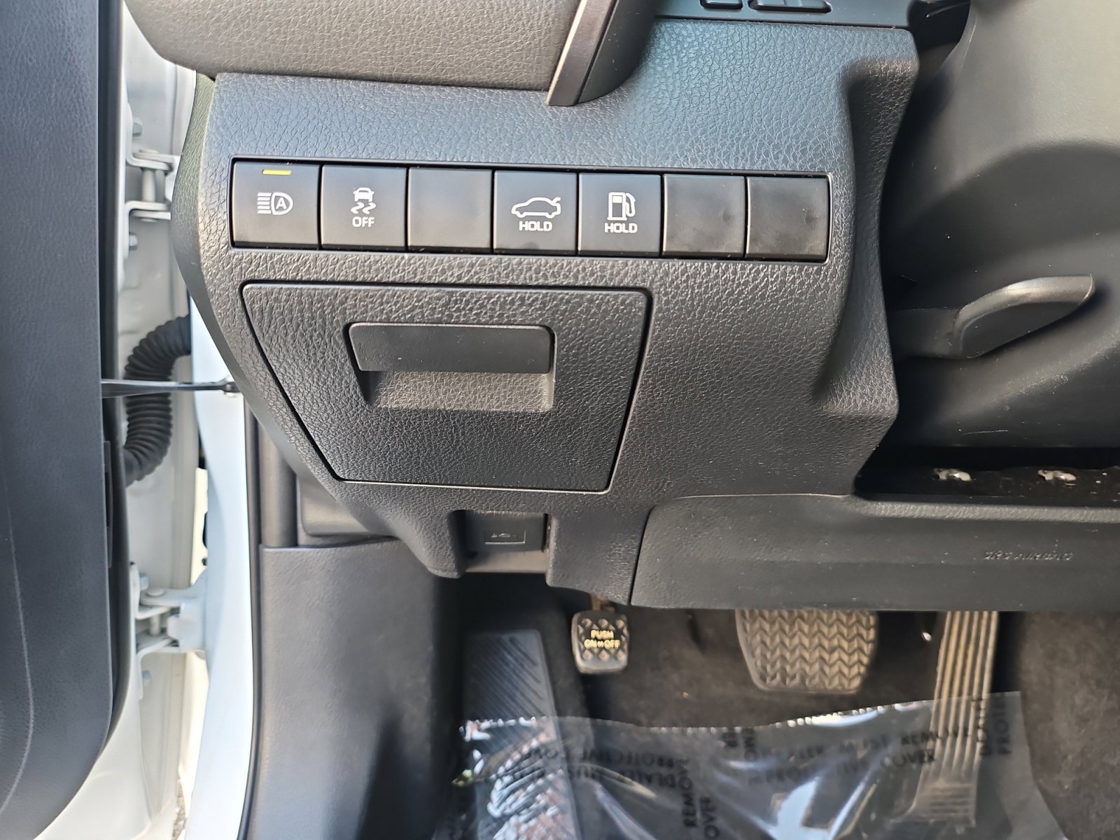 Used 2024 Toyota Camry LE FWD image 25