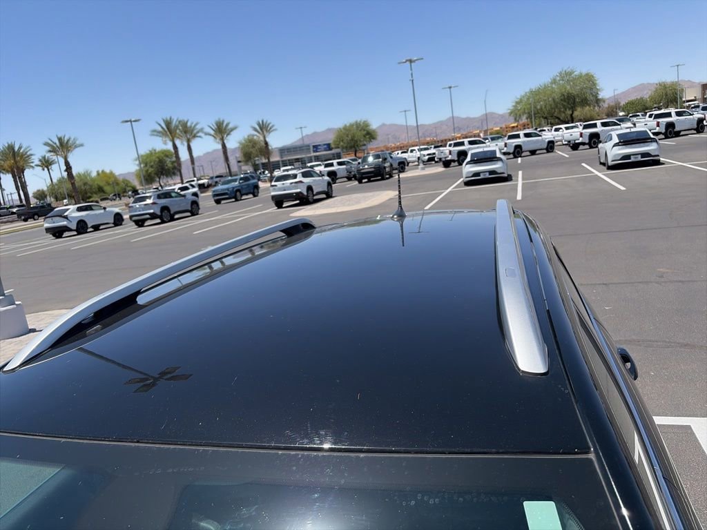 Used 2019 Jeep Cherokee Latitude Plus FWD image 9