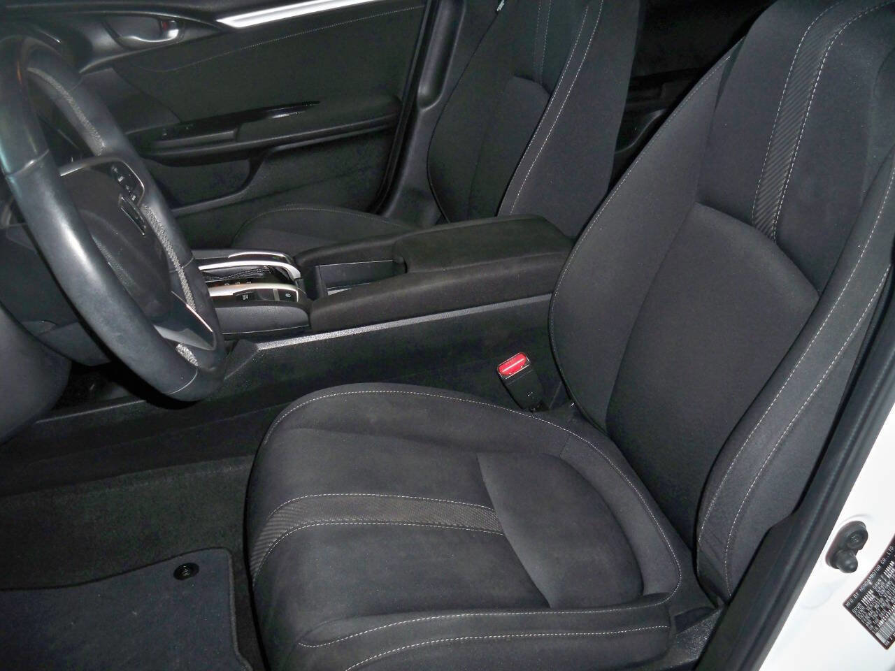 Used 2018 Honda Civic EX-T image 8