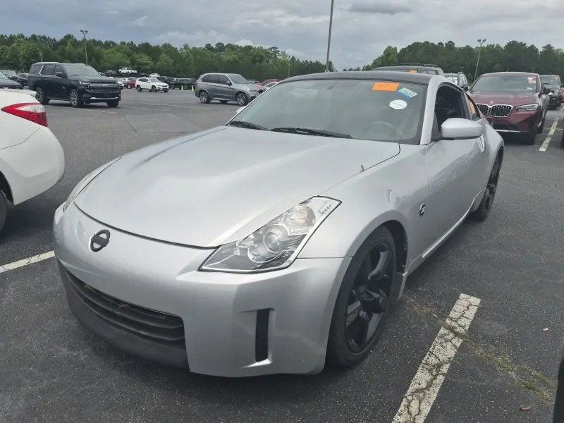 Used 2008 Nissan 350Z Enthusiast w/ Cargo Convenience Pkg RWD image 2