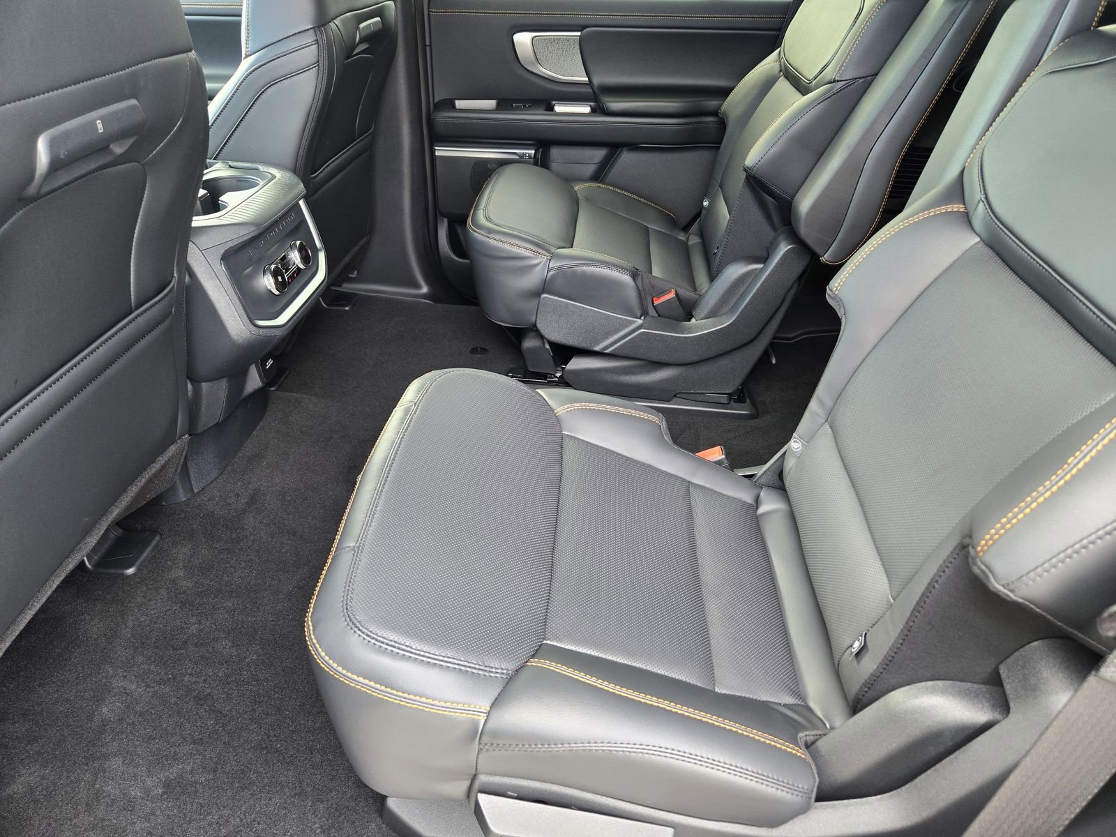 New 2026 Ford Expedition Tremor image 29