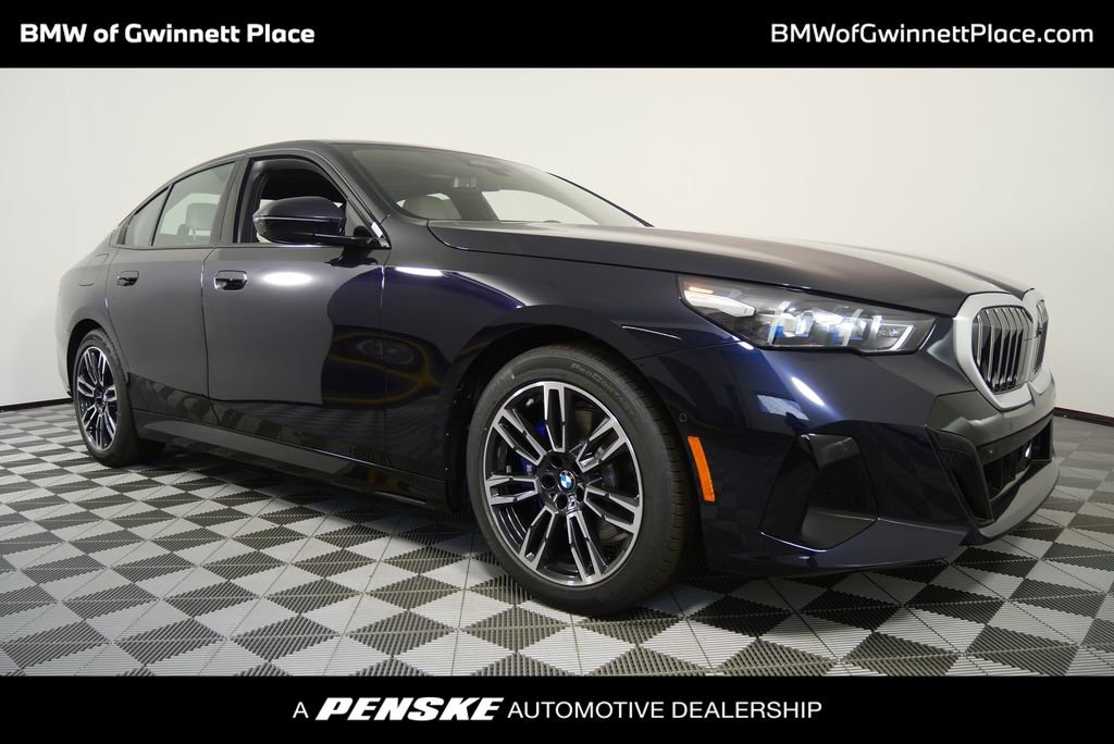 Used 2026 BMW 530i xDrive w/ M Sport Package AWD/4WD image 1