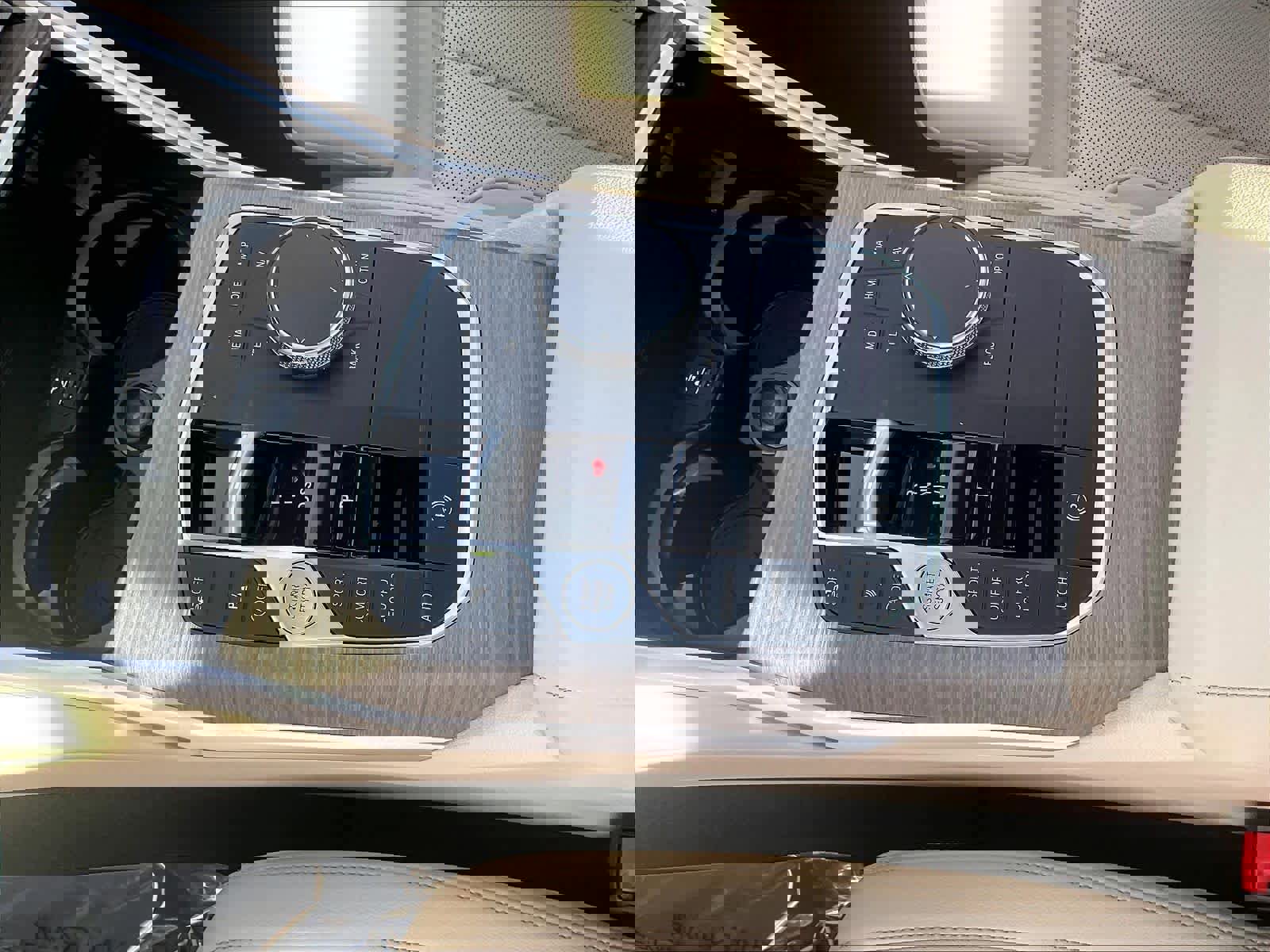 Certified 2025 BMW 330i Sedan w/ Convenience Package image 19