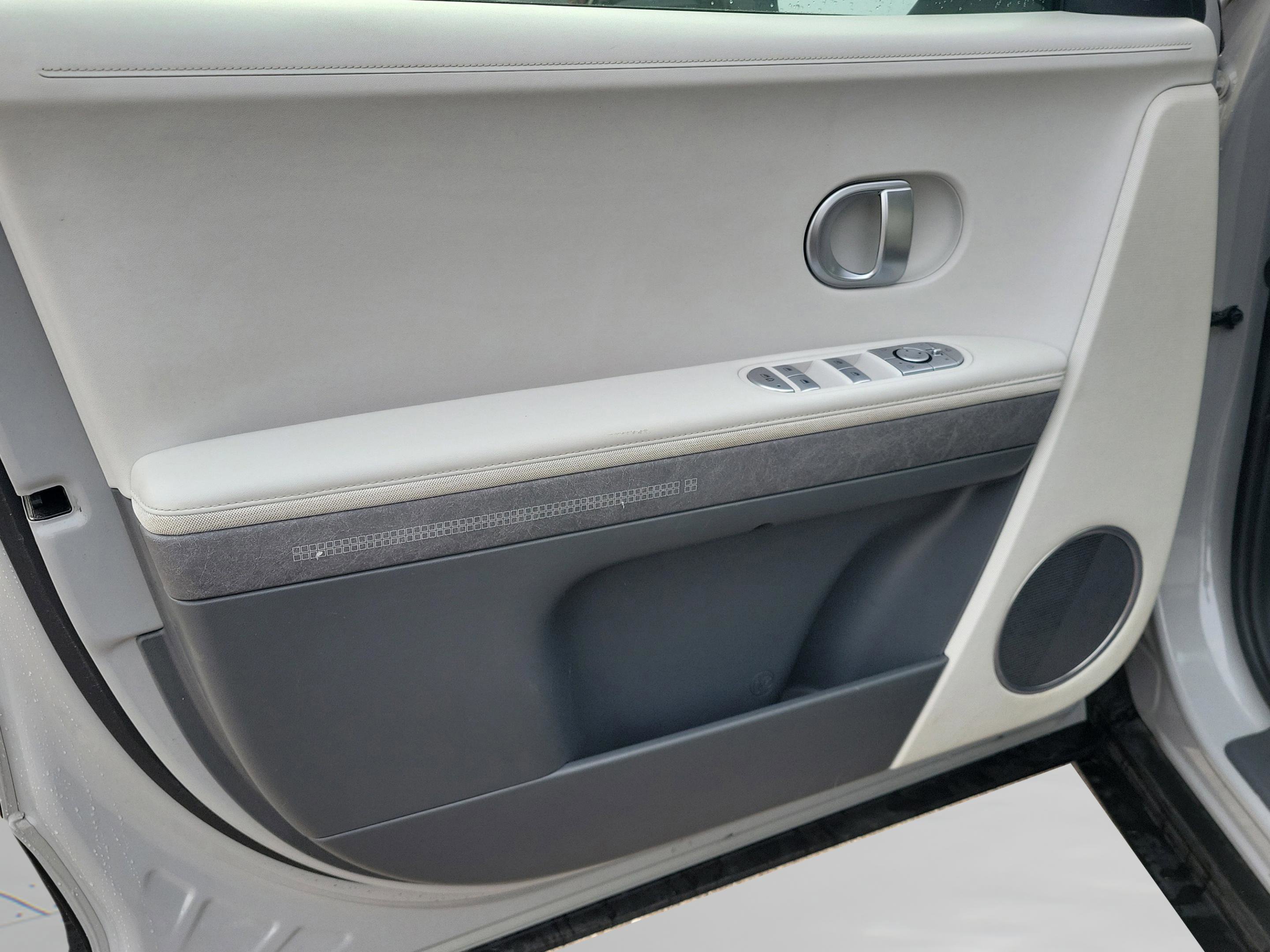 Used 2023 Hyundai Ioniq 5 SEL image 18