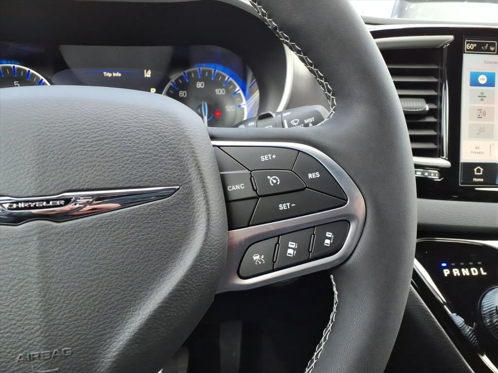 New 2026 Chrysler Voyager LX FWD image 18