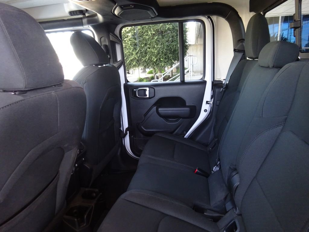 Used 2022 Jeep Gladiator Sport AWD/4WD image 20