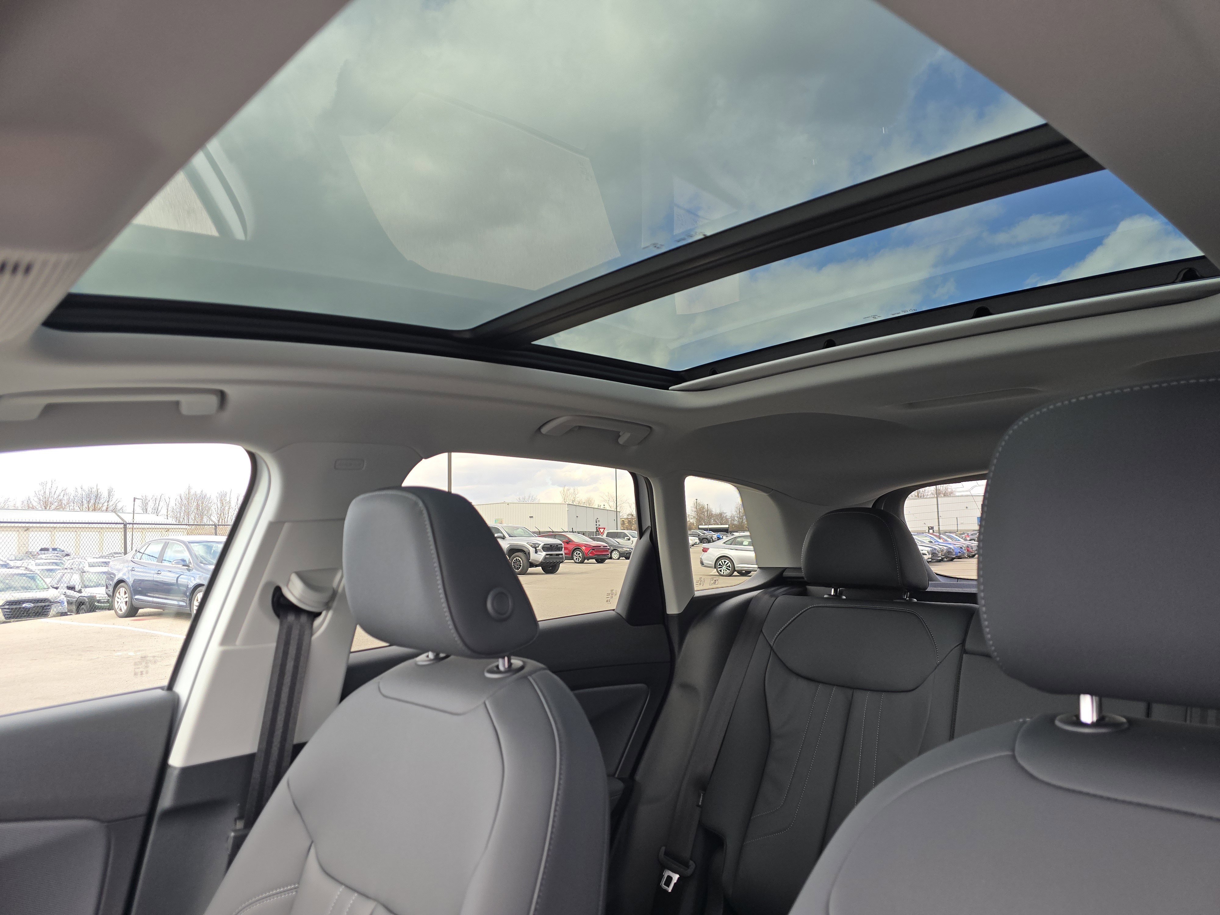 New 2026 Audi Q3 quattro 2.0T image 9