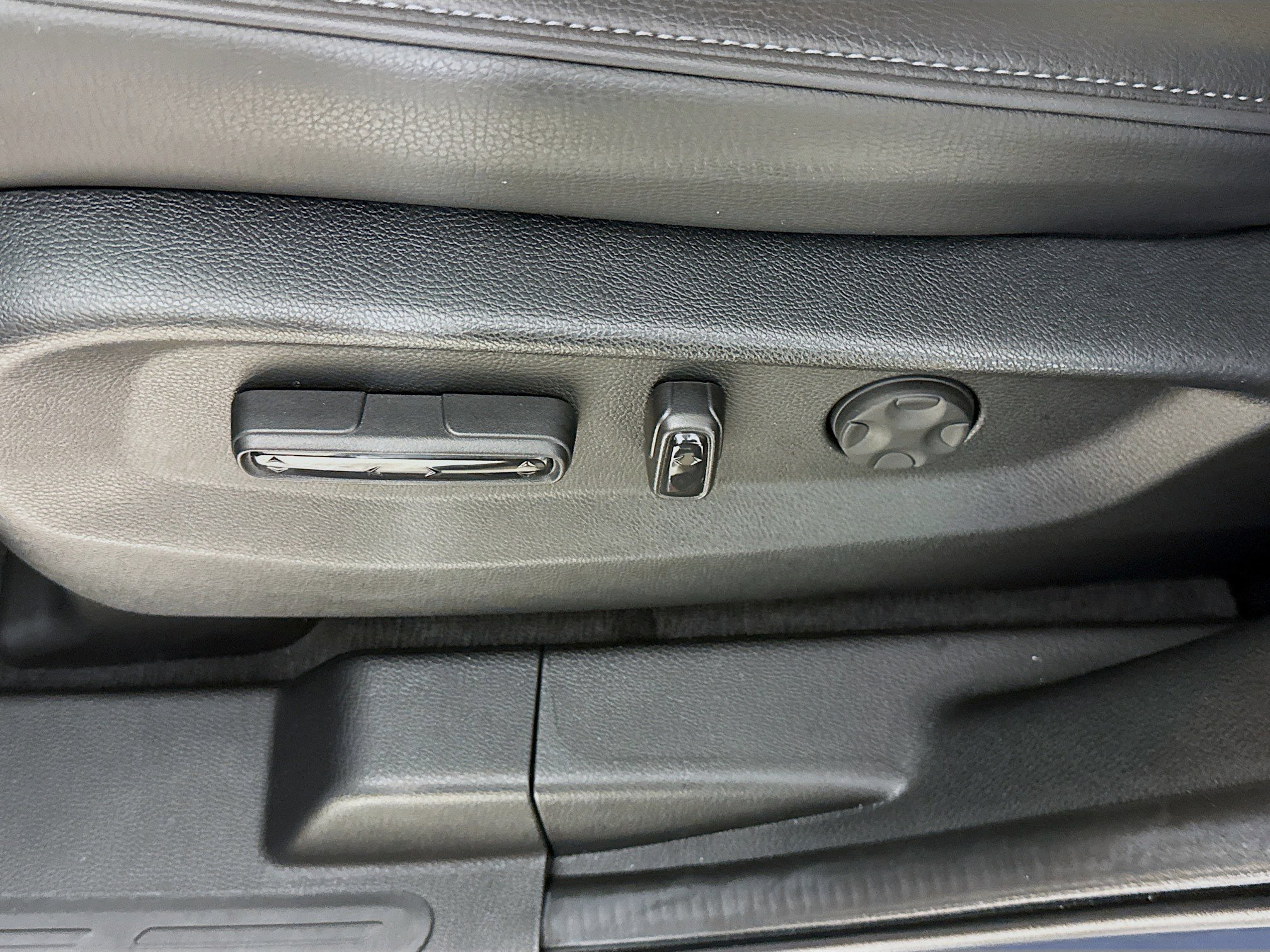 Certified 2025 Honda Odyssey Elite image 24
