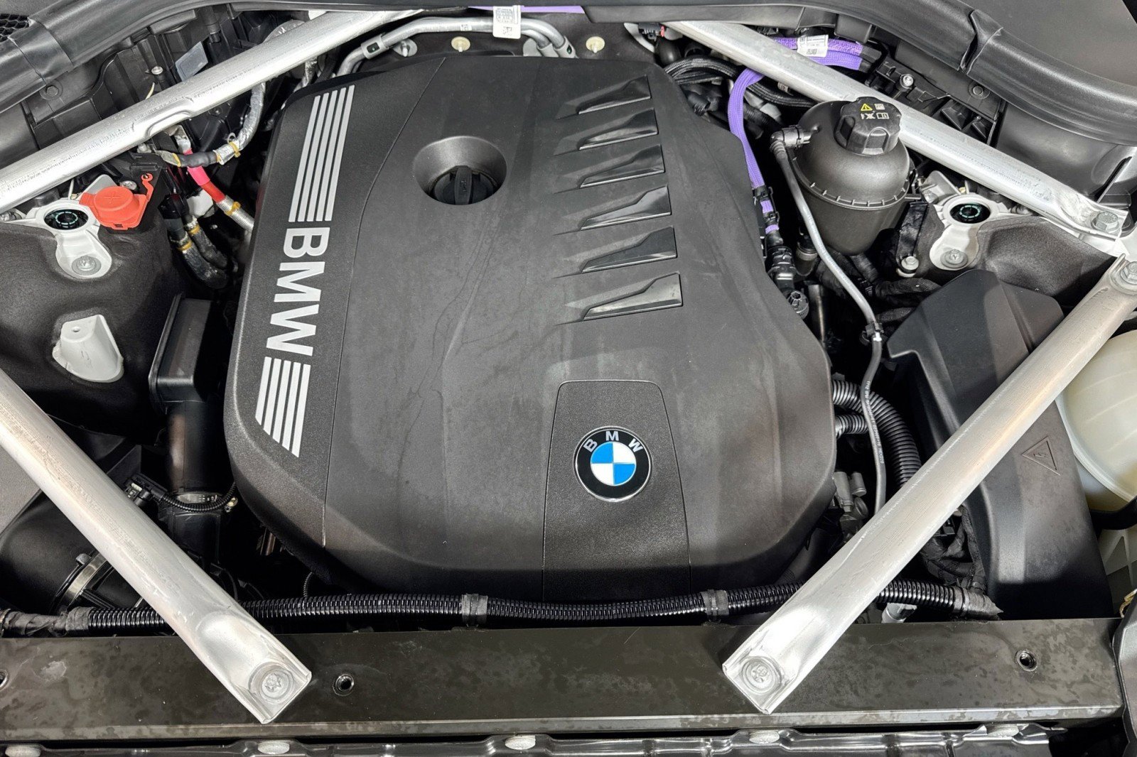 Used 2023 BMW X7 xDrive40i image 28