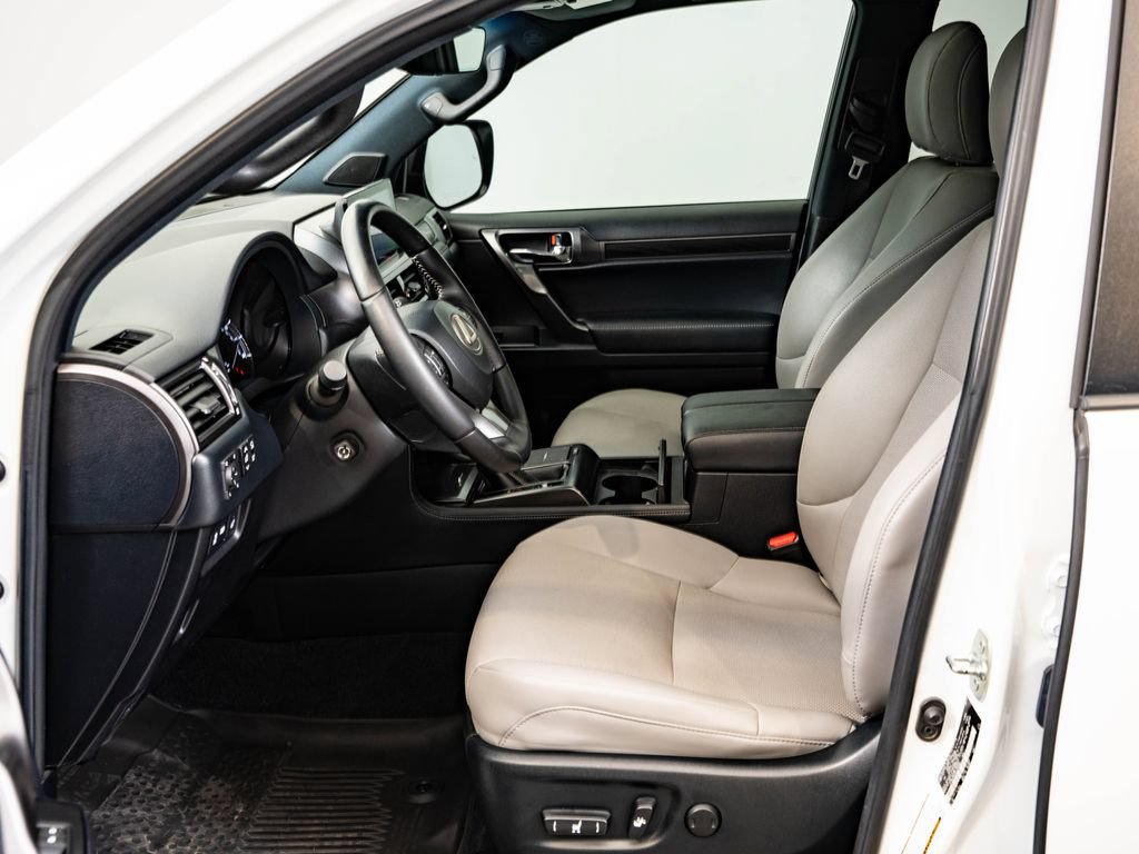 Certified 2023 Lexus GX 460 w/ Black Line Special Edition AWD/4WD image 21