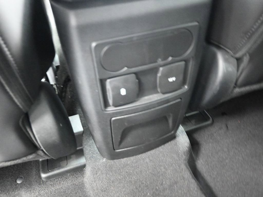 Used 2023 Ford Explorer XLT w/ Equipment Group 202A image 16