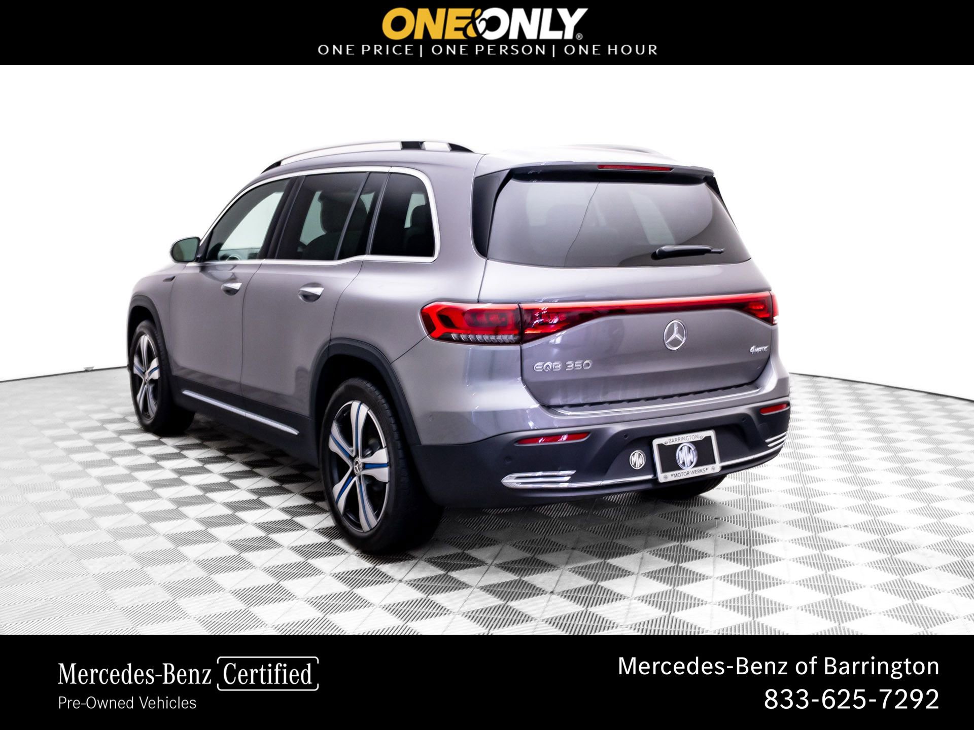 Used 2023 Mercedes-Benz EQB 350 4MATIC SUV image 3