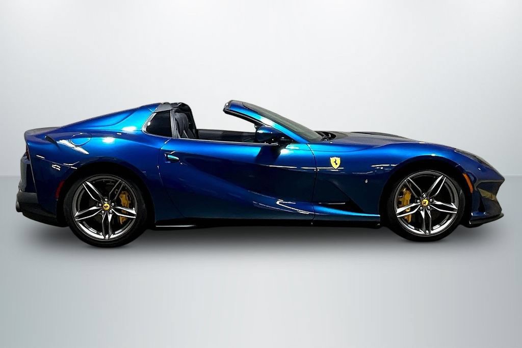 Used 2023 Ferrari 812 GTS RWD image 4