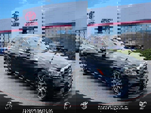 Used 2018 Mercedes-Benz S 560 Sedan image 7