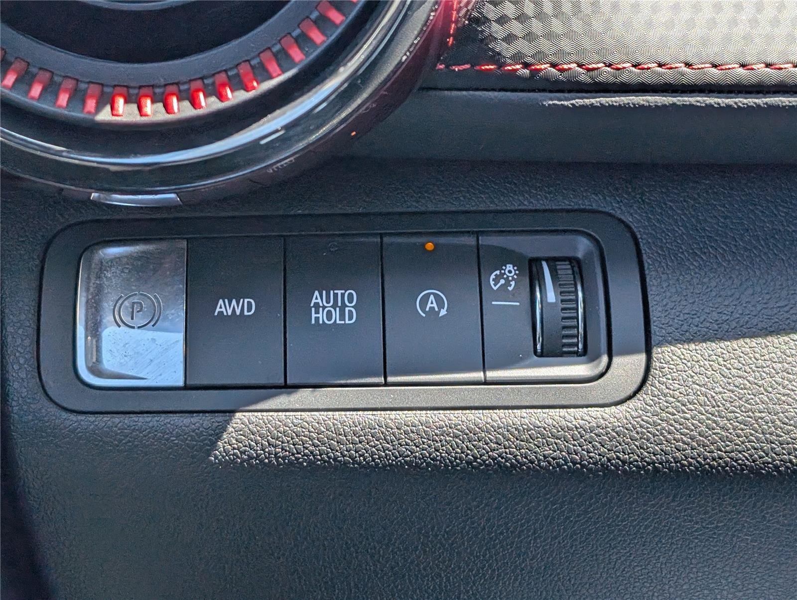 Used 2025 Chevrolet Equinox RS w/ Safety and Technology Package AWD/4WD image 23