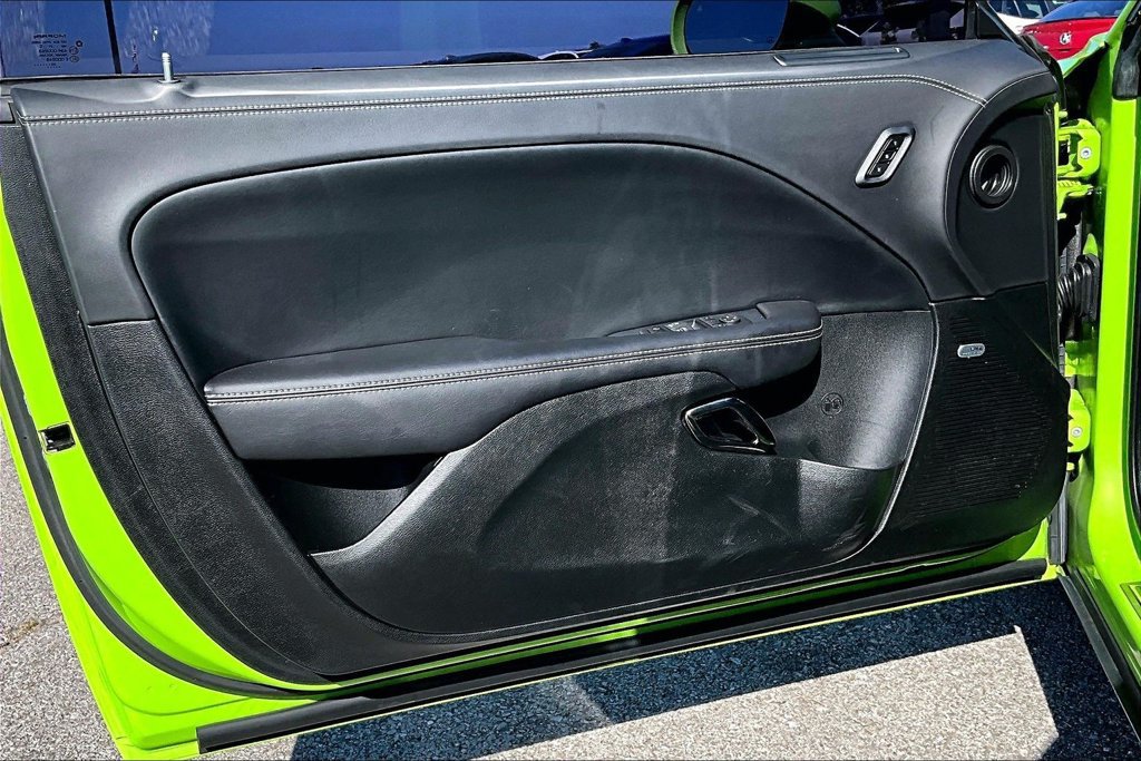 Used 2023 Dodge Challenger SRT Hellcat w/ Driver Convenience Group RWD image 22