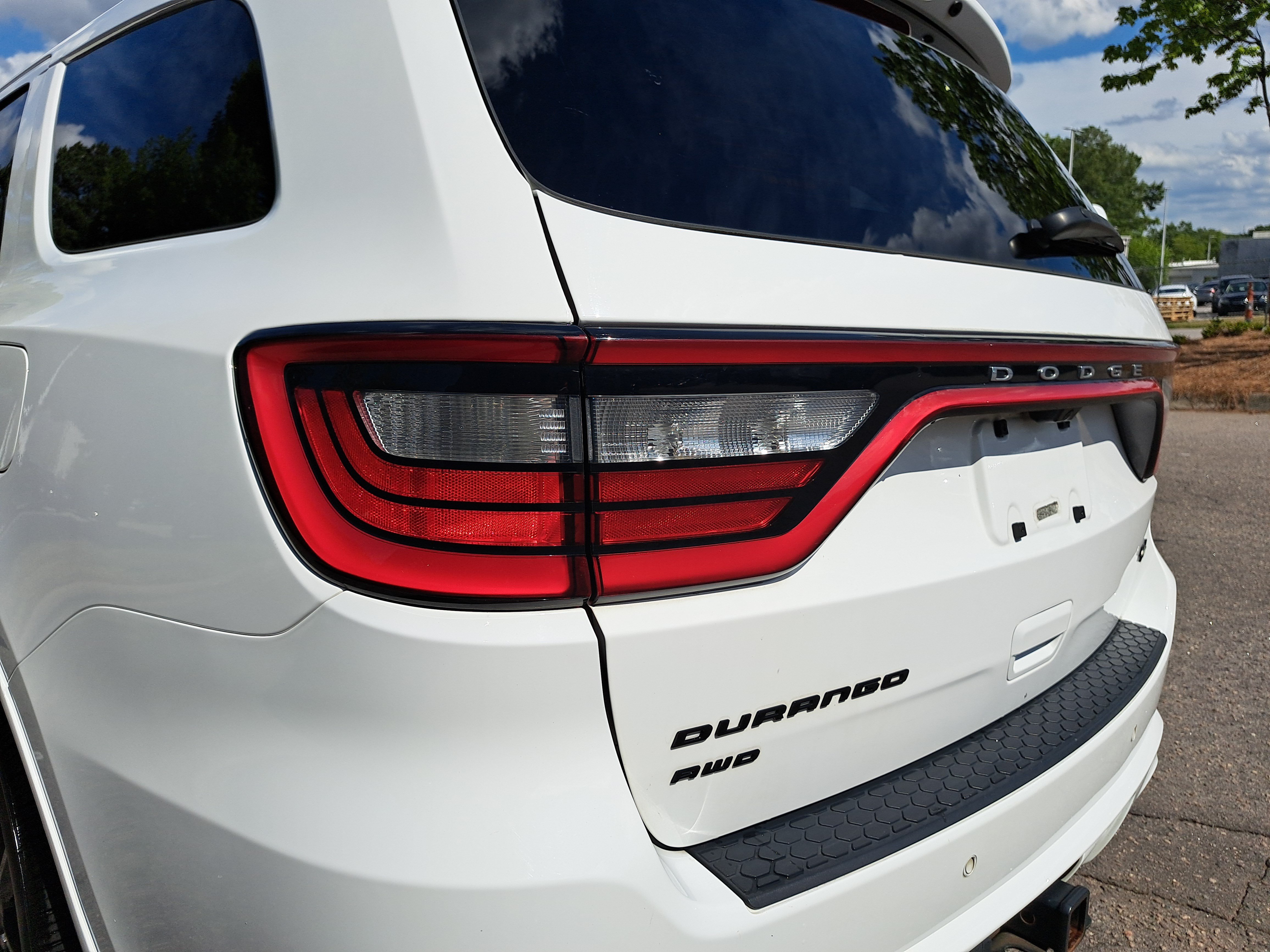 Used 2017 Dodge Durango R/T w/ Technology Group AWD/4WD image 37