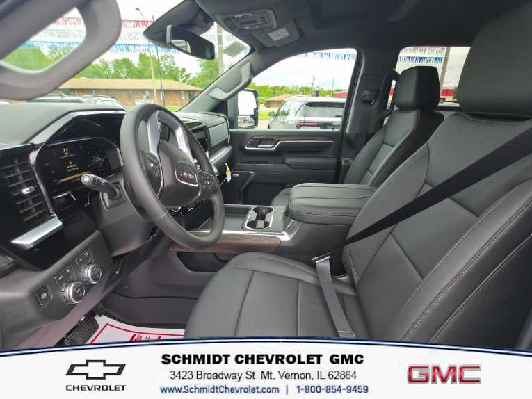 New 2026 GMC Sierra 2500 SLT w/ SLT Premium Package AWD/4WD image 12