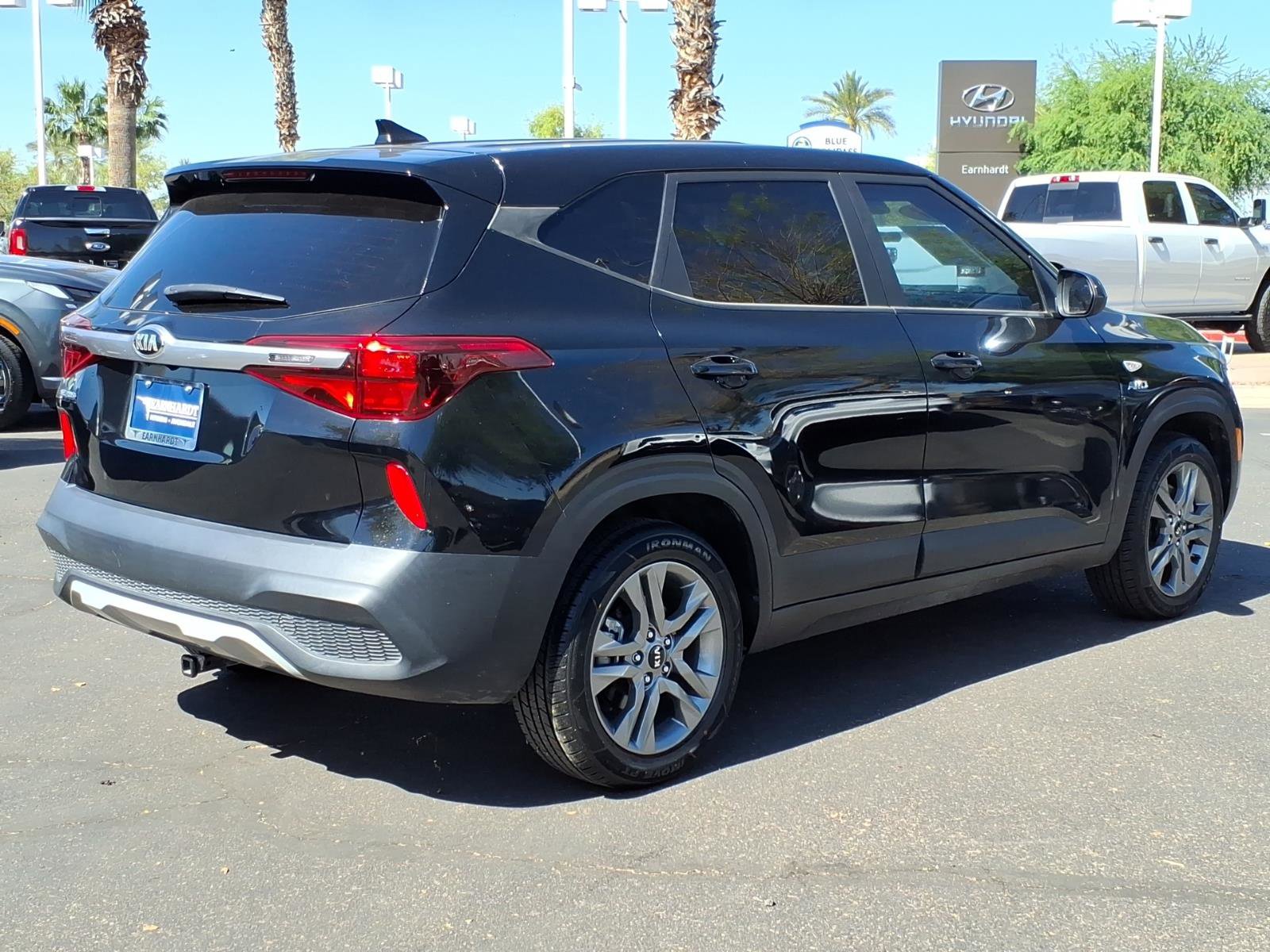 Used 2021 Kia Seltos LX image 5