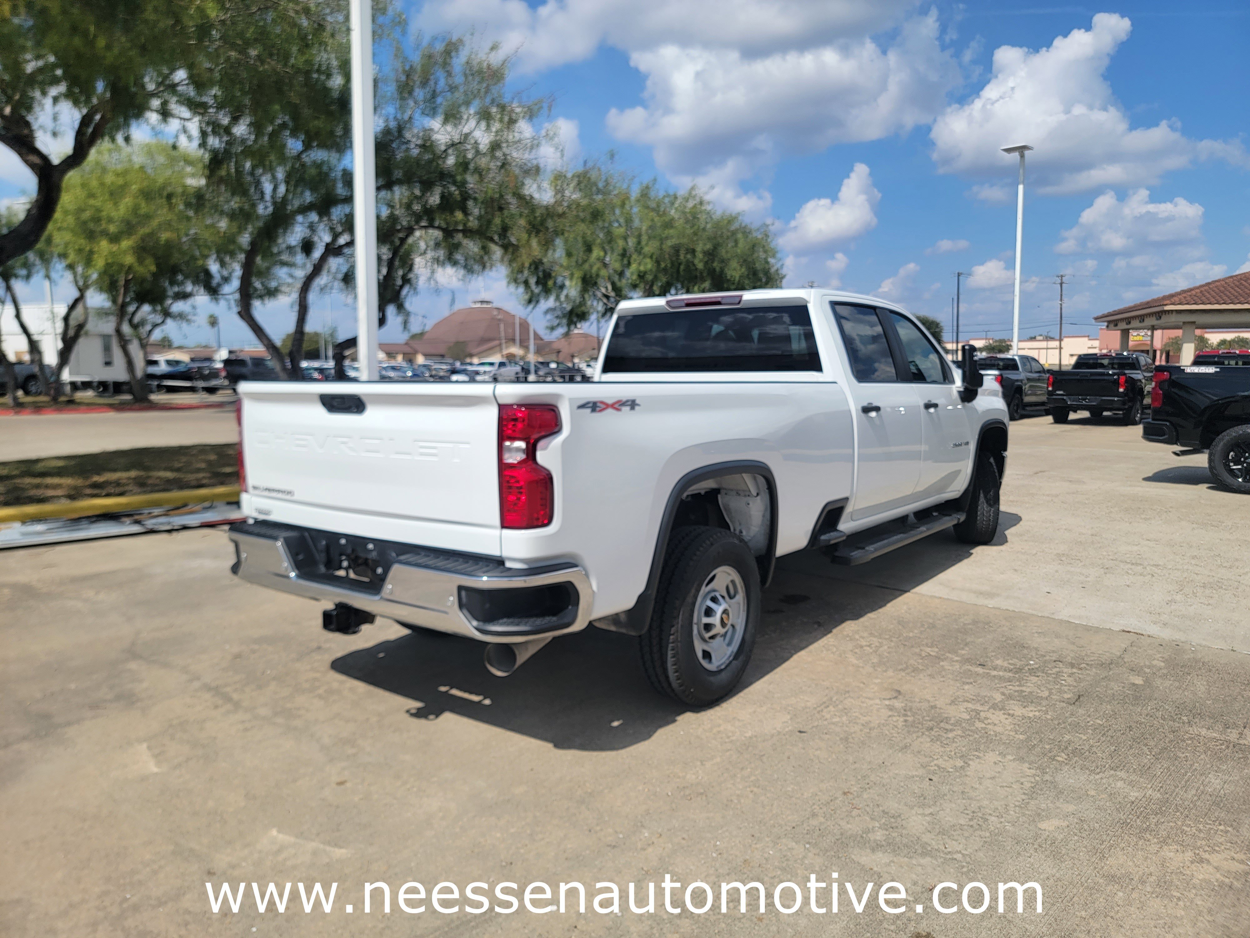 Used 2023 Chevrolet Silverado 2500 W/T w/ WT Convenience Package image 7