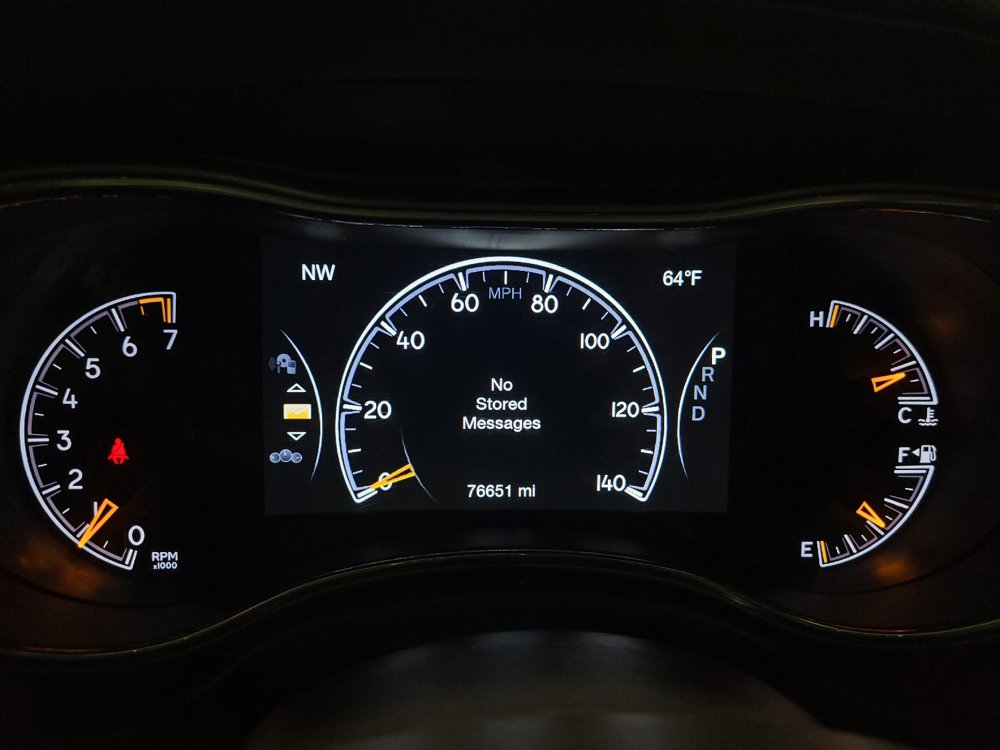 Used 2021 Jeep Grand Cherokee Overland AWD/4WD image 23