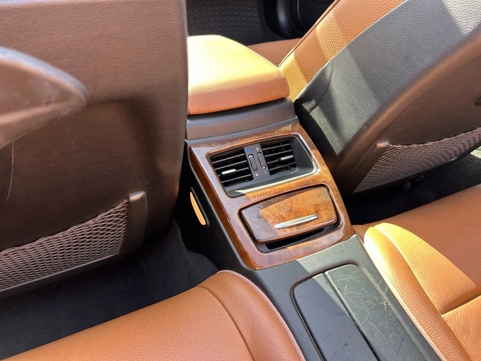 Used 2011 BMW 335i Convertible image 12