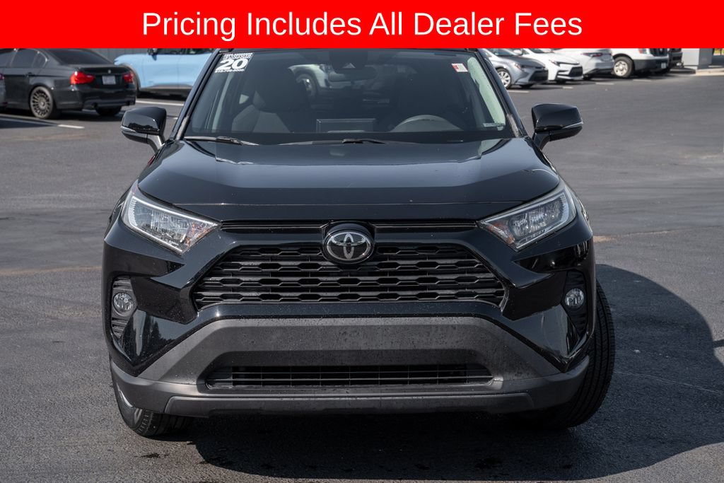 Used 2020 Toyota RAV4 XLE FWD image 2