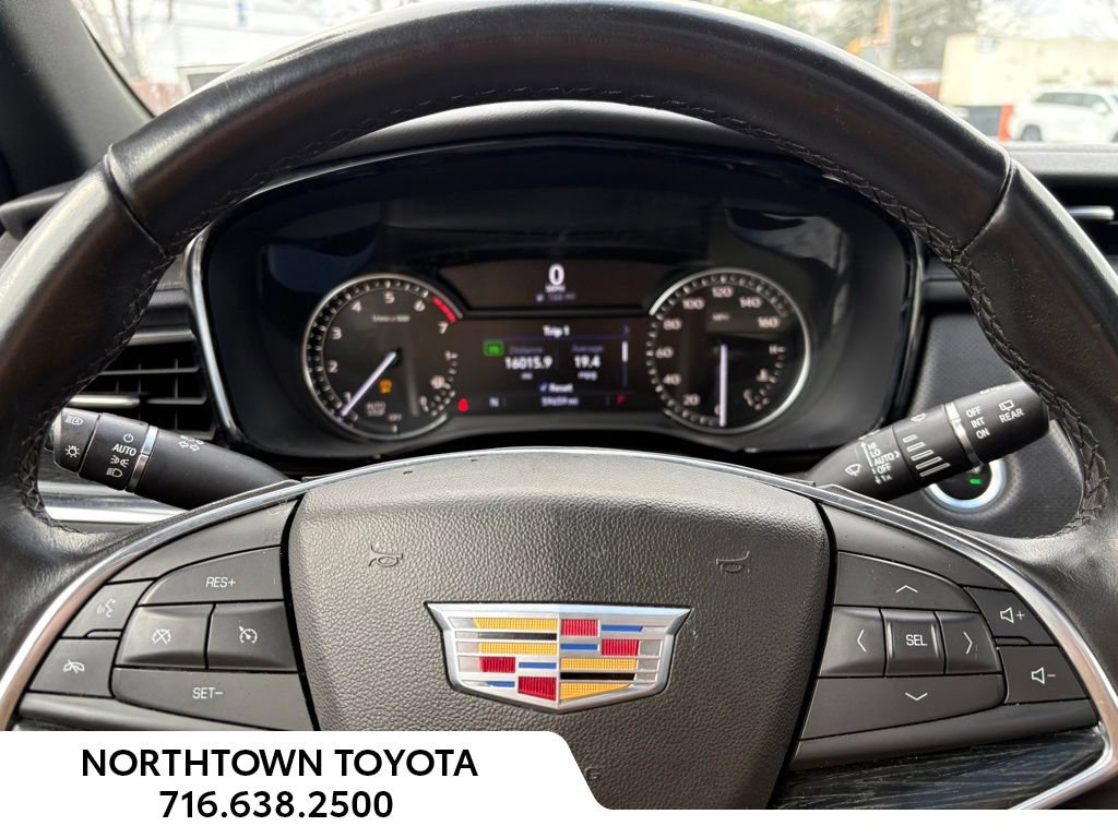 Used 2020 Cadillac XT5 Premium Luxury image 18