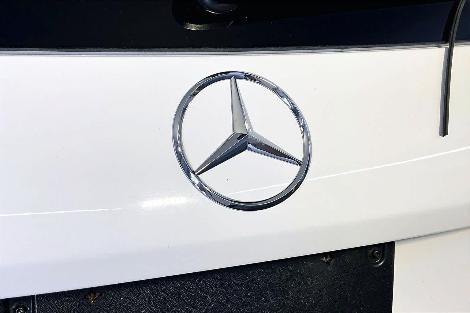 Used 2020 Mercedes-Benz GLC 300 4MATIC image 33
