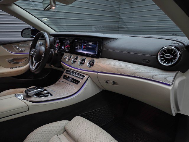 Used 2019 Mercedes-Benz E 450 4MATIC Cabriolet image 13