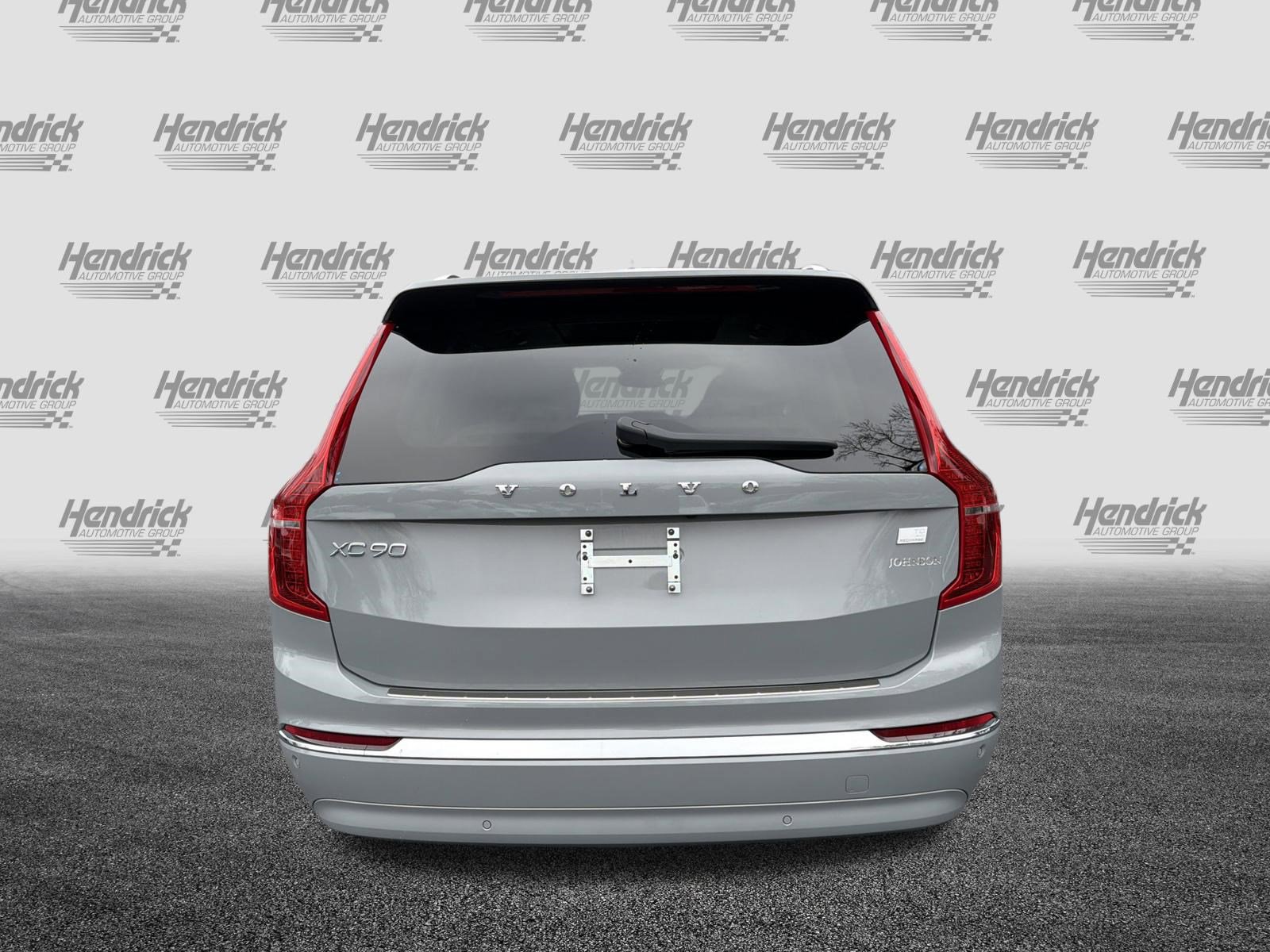 Certified 2024 Volvo XC90 T8 Plus w/ Protection Package Premier image 9