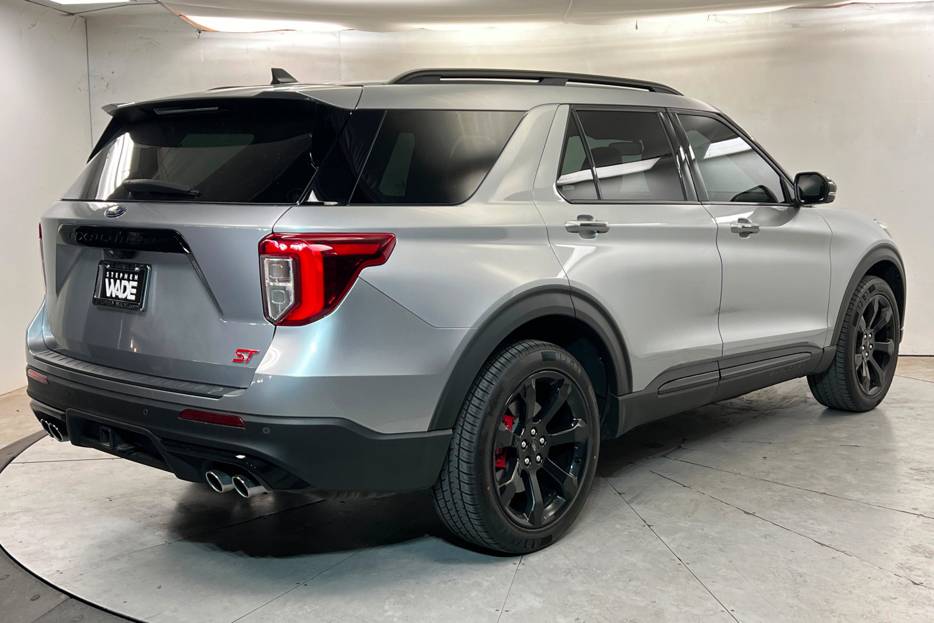 Used 2023 Ford Explorer ST w/ Equipment Group 401A AWD/4WD image 6