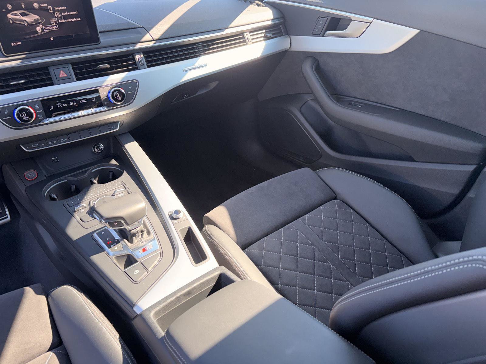 Used 2019 Audi S4 Premium w/ Convenience Package AWD/4WD image 17