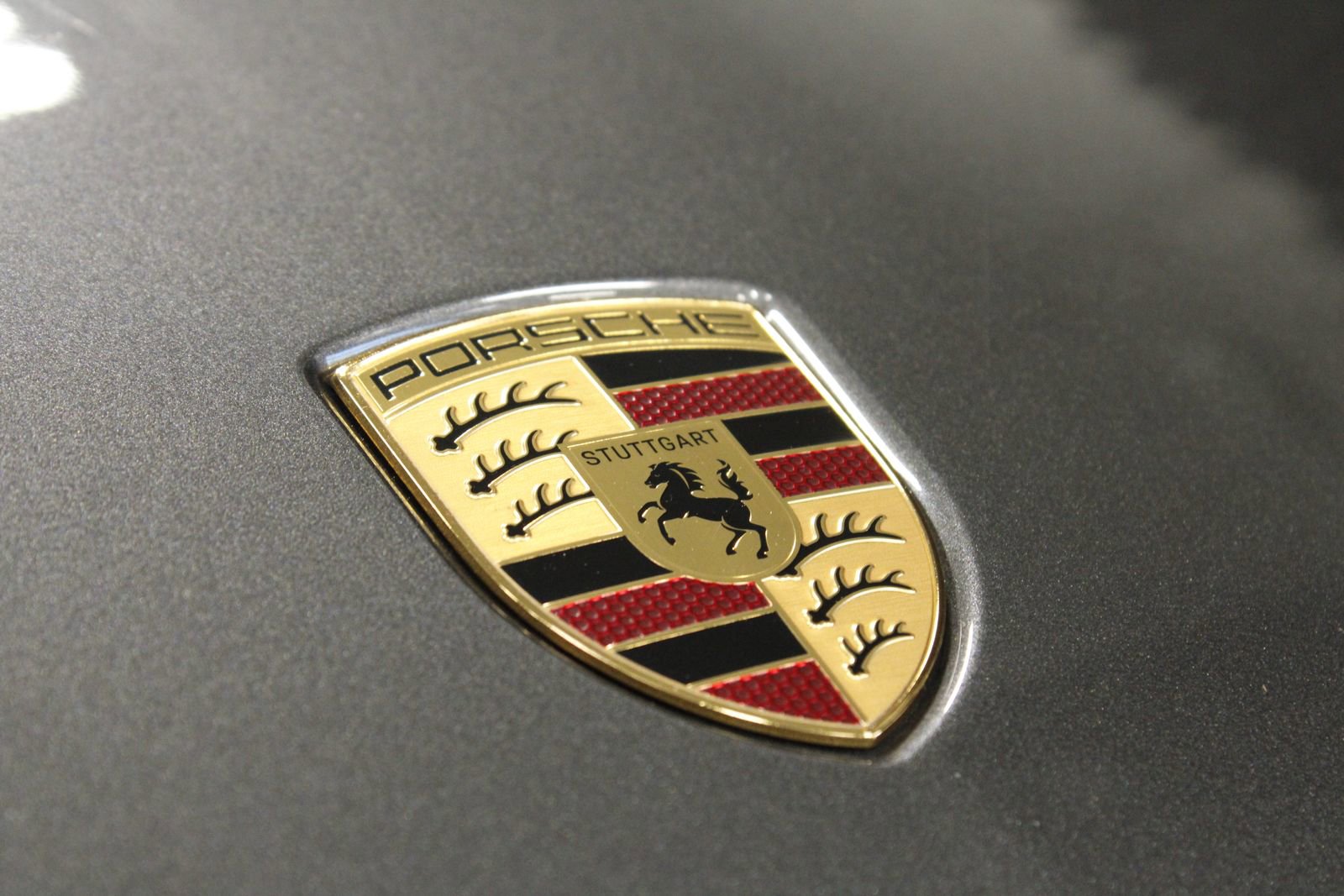 Certified 2025 Porsche Cayenne AWD/4WD image 29