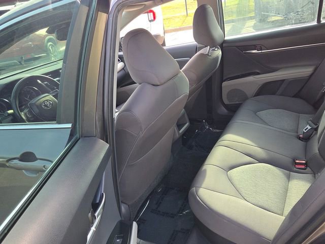 Used 2020 Toyota Camry LE w/ Sunroof Package FWD image 7