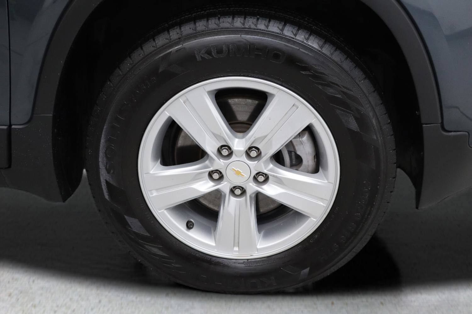 Used 2022 Chevrolet Trax LT w/ LT Convenience Package image 35