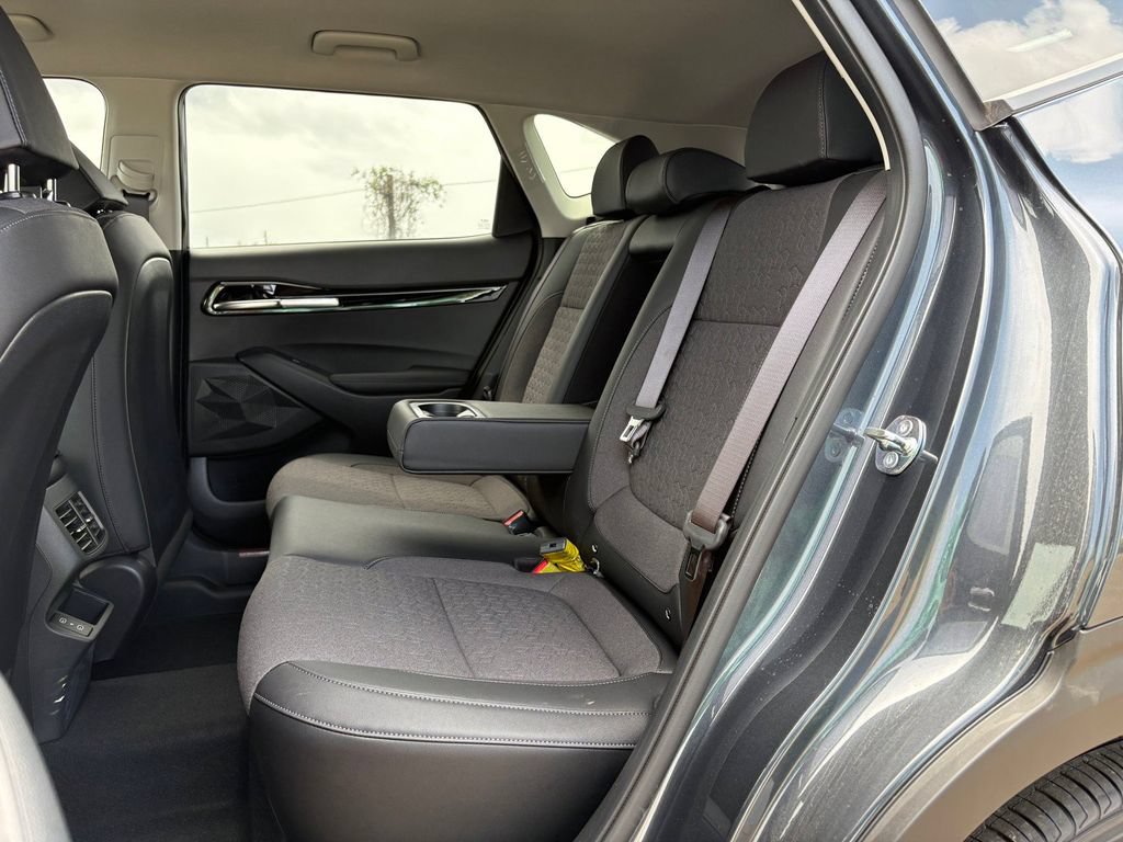 New 2026 Kia Seltos S FWD image 14