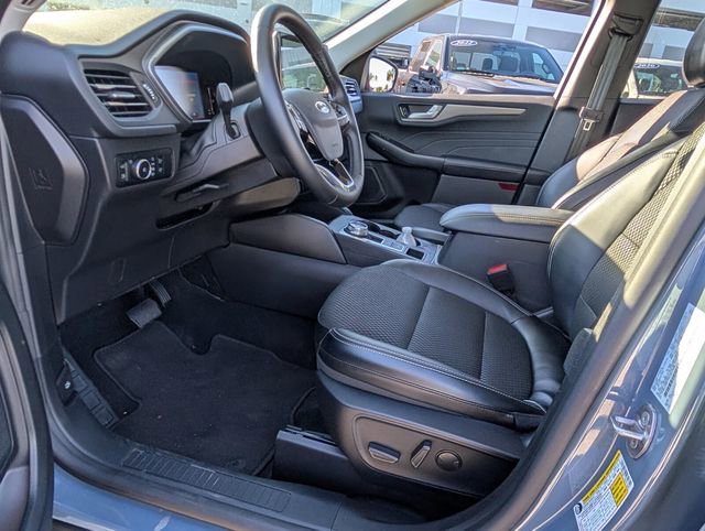 Used 2024 Ford Escape SE image 6