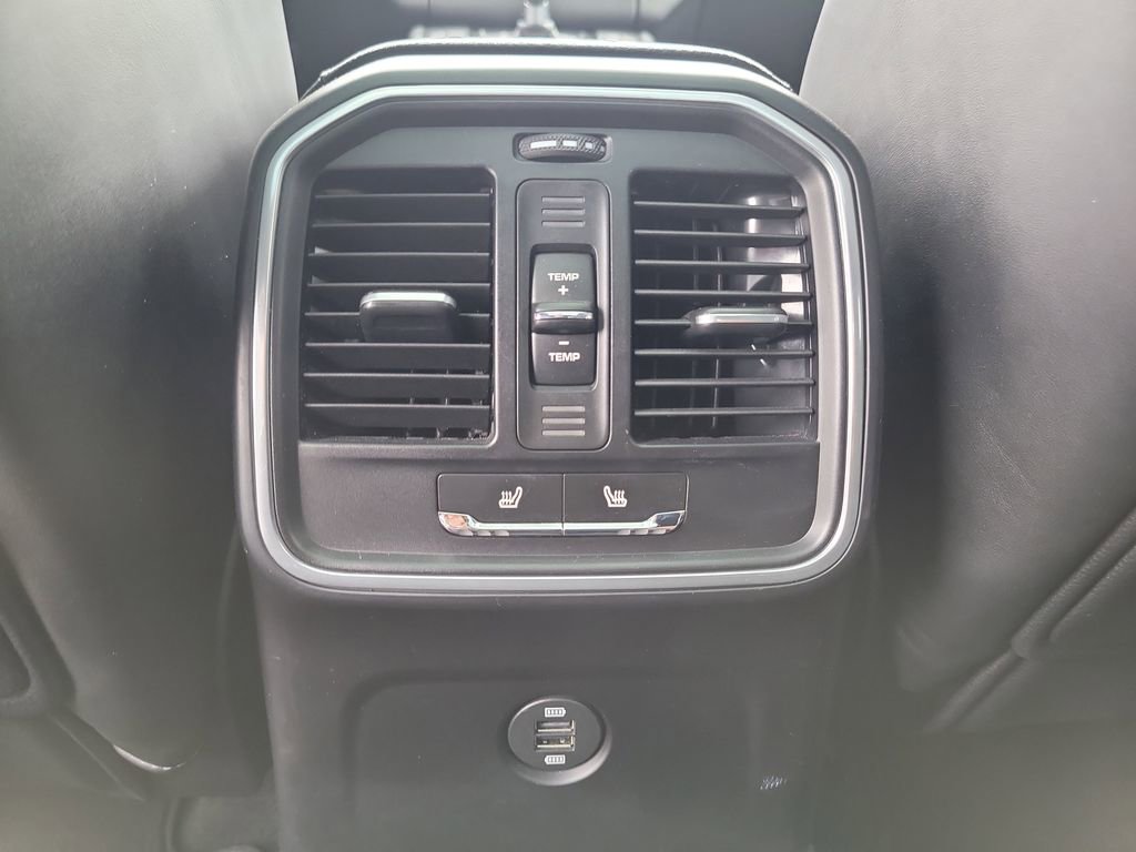 Used 2018 Porsche Macan image 13