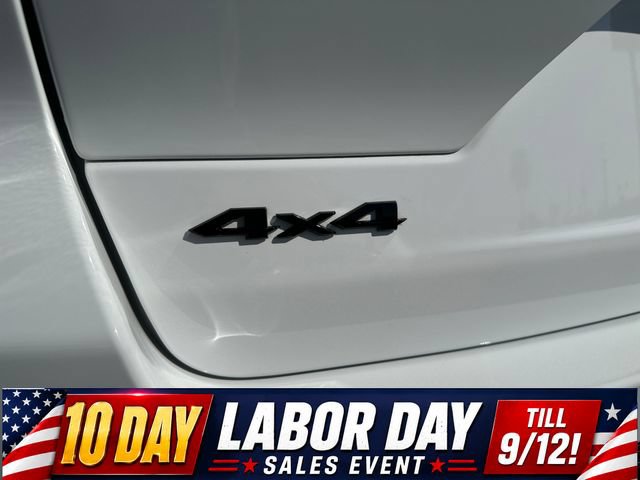 Used 2024 Jeep Grand Cherokee Altitude AWD/4WD image 10