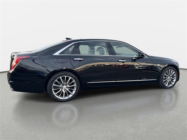 Used 2018 Cadillac CT6 Luxury image 5