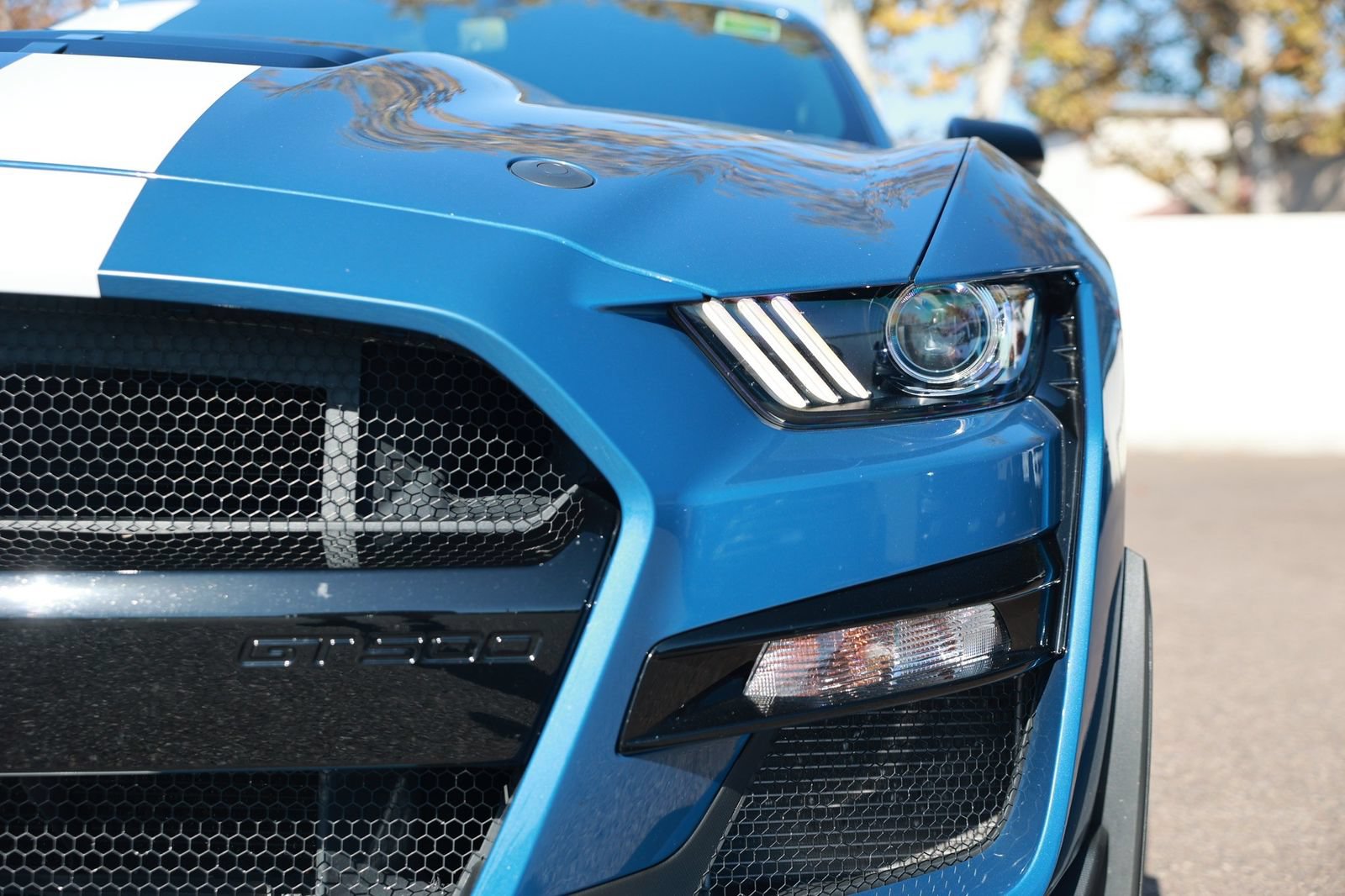 Used 2021 Ford Mustang Shelby GT500 w/ Technology Package RWD image 8