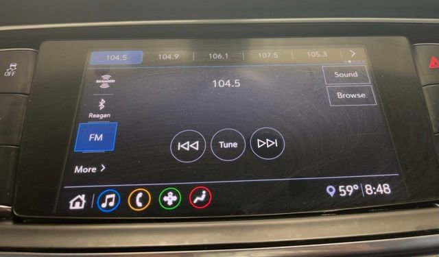 Used 2020 Buick Enclave Essence image 31