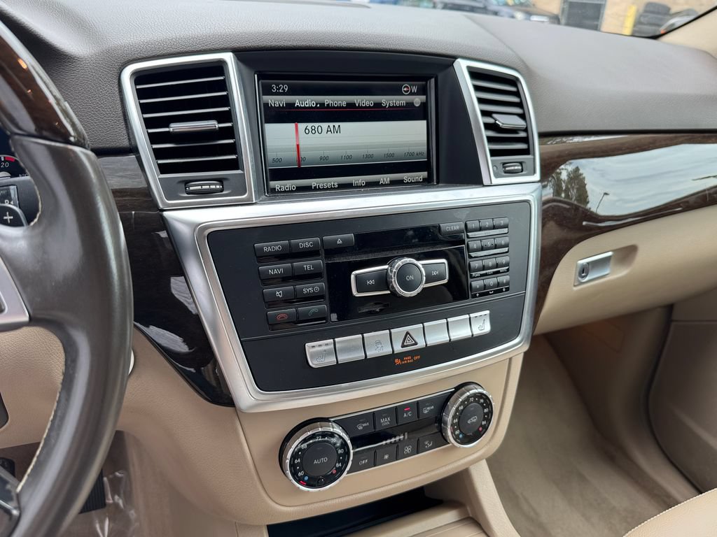 Used 2015 Mercedes-Benz ML 350 2WD image 32