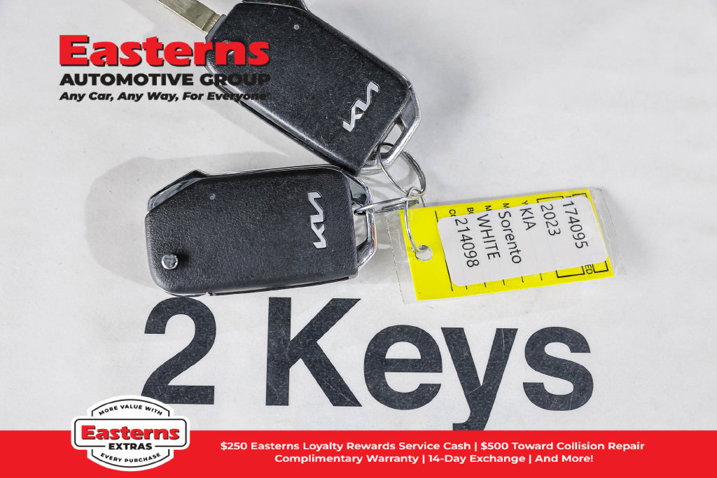 Used 2023 Kia Sorento LX FWD image 24