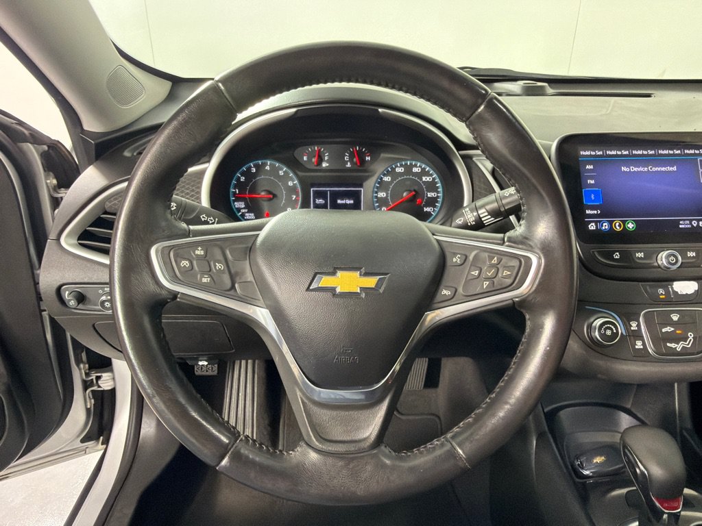 Used 2021 Chevrolet Malibu RS FWD image 13