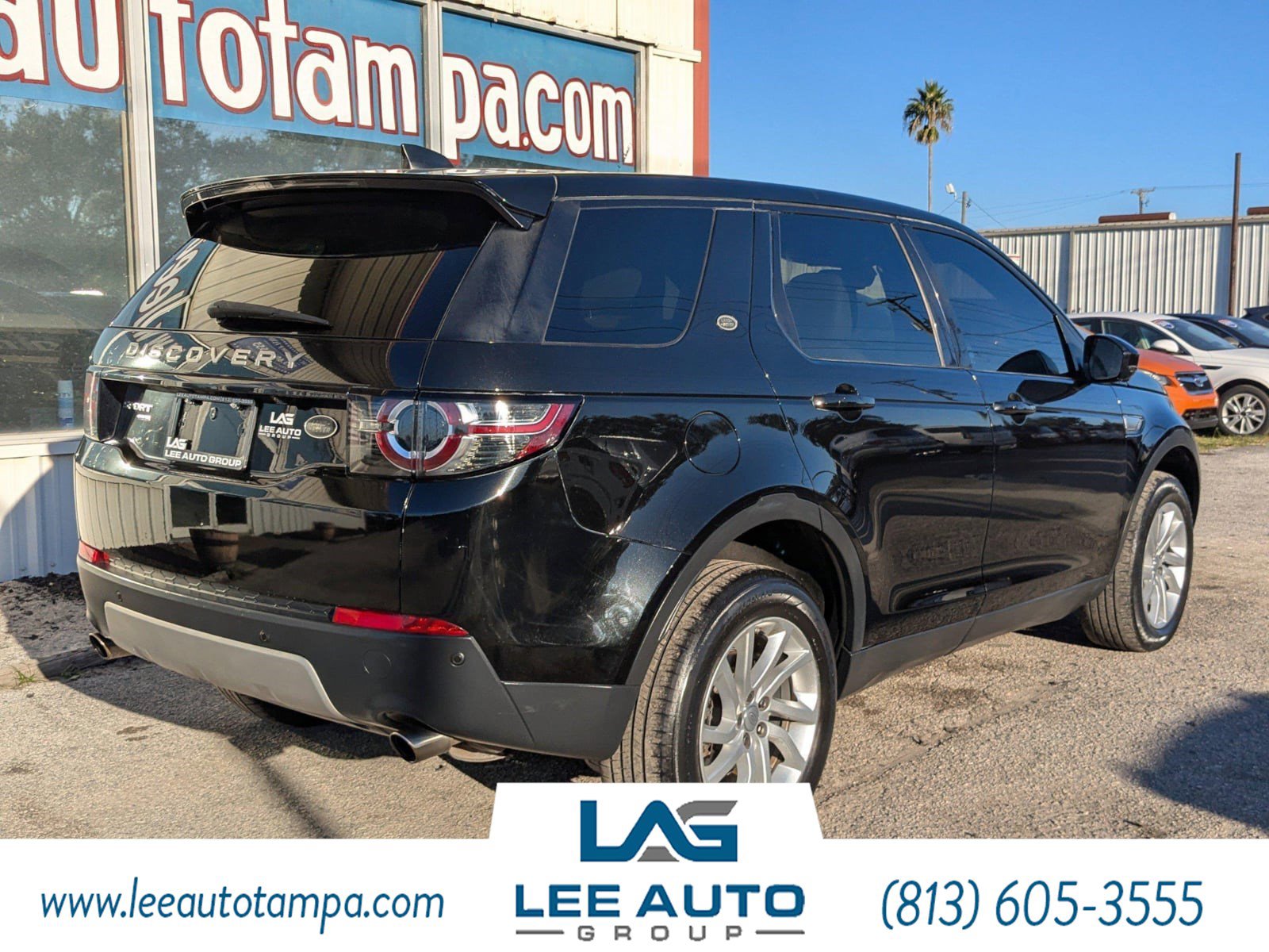 Used 2017 Land Rover Discovery Sport HSE image 4