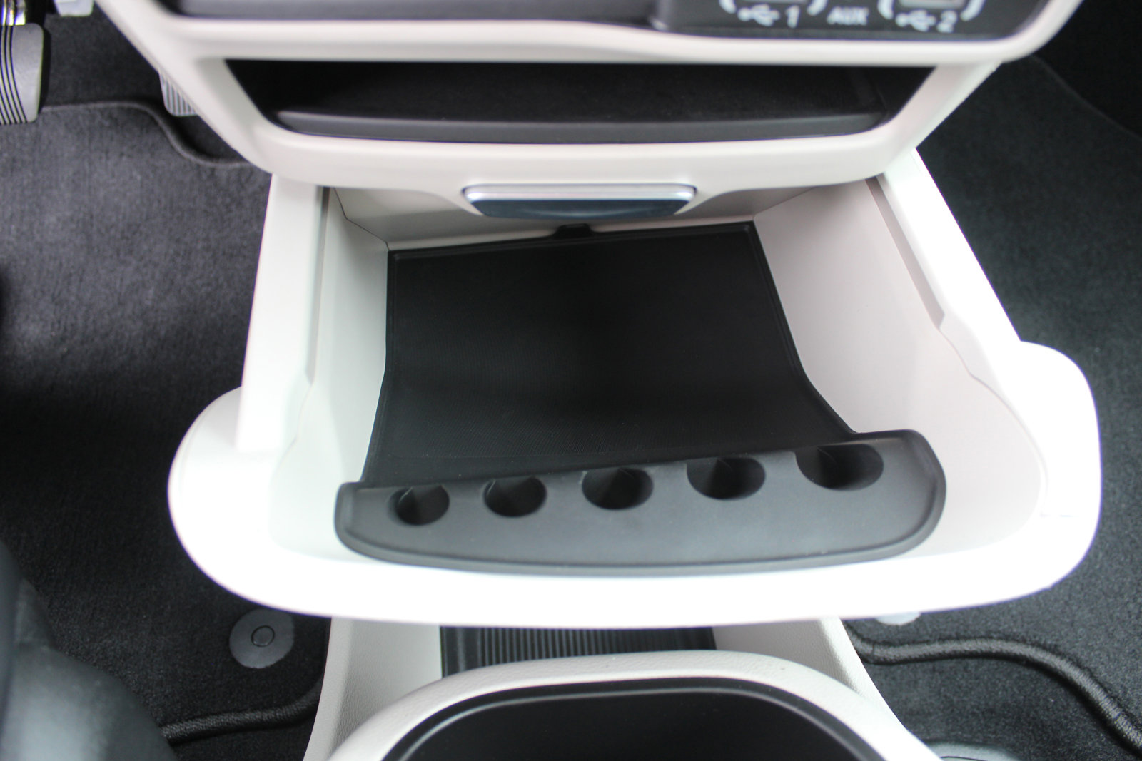 Used 2024 Chrysler Pacifica Select image 37