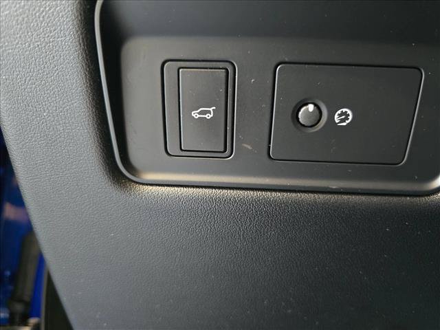 Used 2019 Land Rover Range Rover Sport SVR AWD/4WD image 27