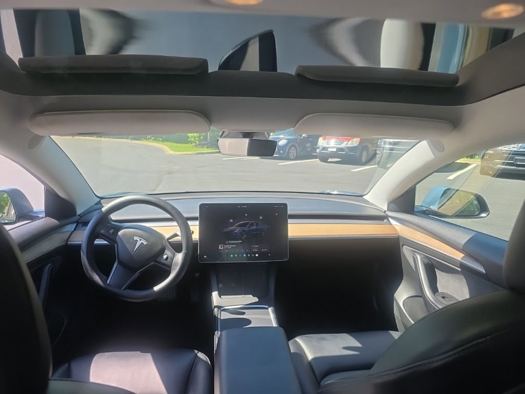 Used 2022 Tesla Model 3 Long Range AWD/4WD image 23